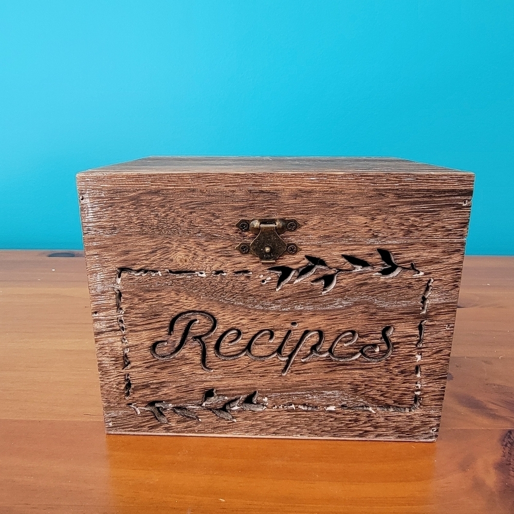 Rustic Hinged Wooden Recipe Box Folk Art Cutout Farmhouse